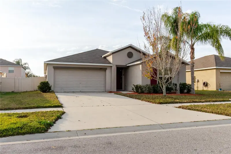 304 Cascade Bend, FL