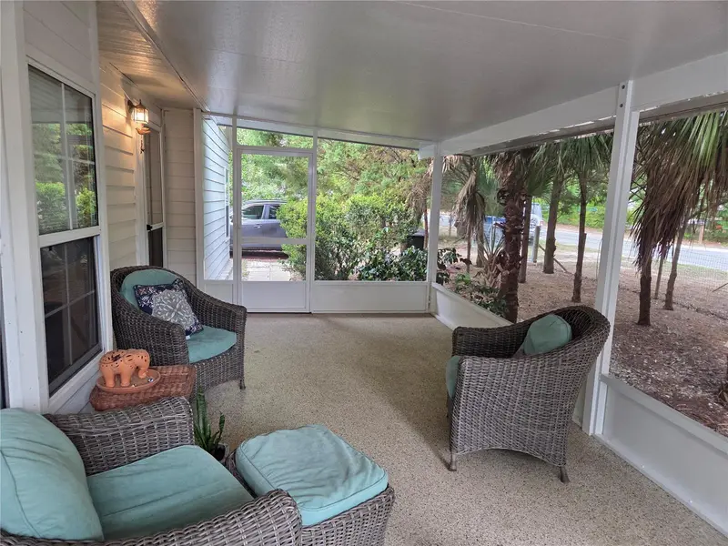 421 Margaret St, FL