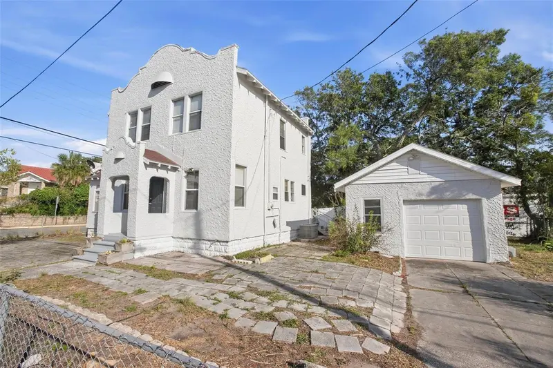 216 Earl St, FL