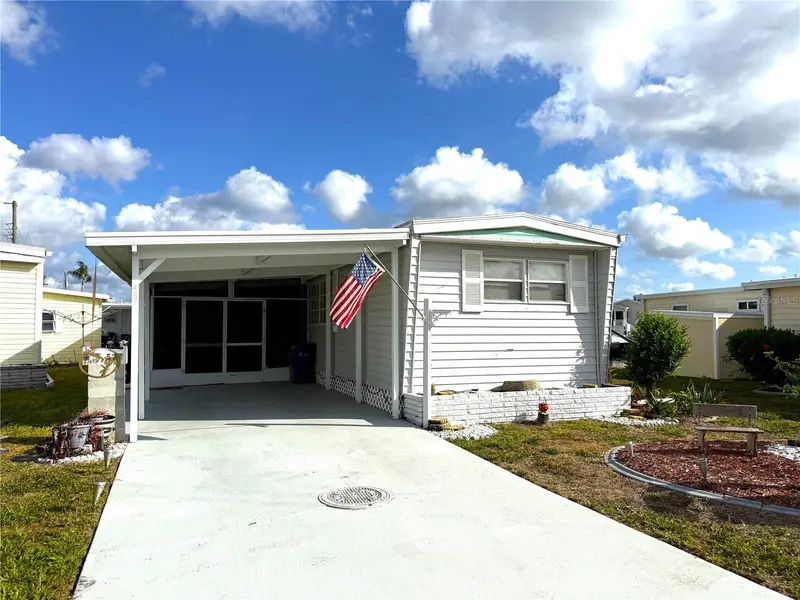 527 Blackburn Blvd, FL