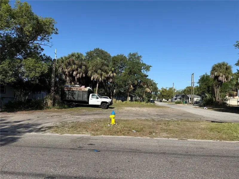 3208 N 29th St, FL