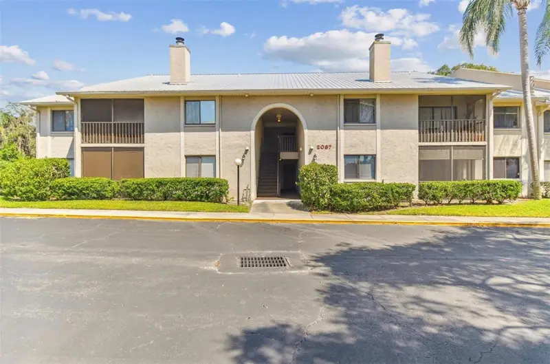 2087 Hunters Glen Dr #112, FL