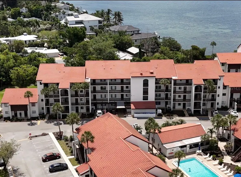 1624 Stickney Point Rd #206, FL