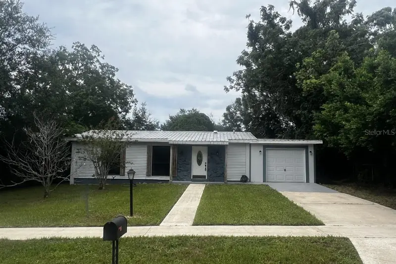 700 S Wellington Dr, FL