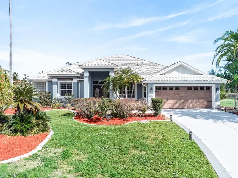 6119 9th Avenue Cir Ne, FL