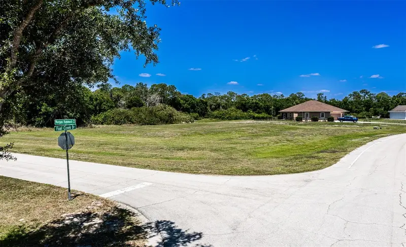 6211 Foal Creek Dr, FL
