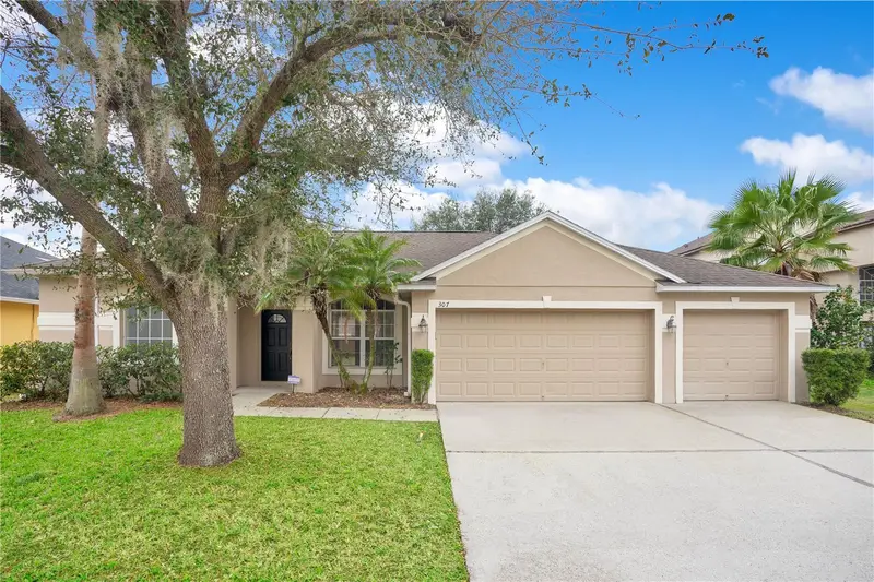 307 Flyrod Cir, FL