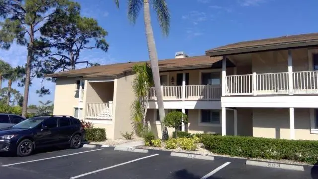 16590 Partridge Place Rd #102, FL