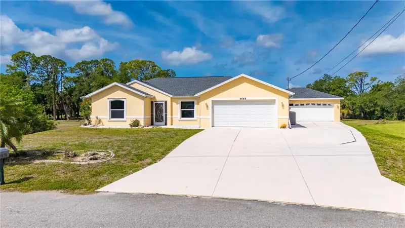 4689 Fernway Dr, FL