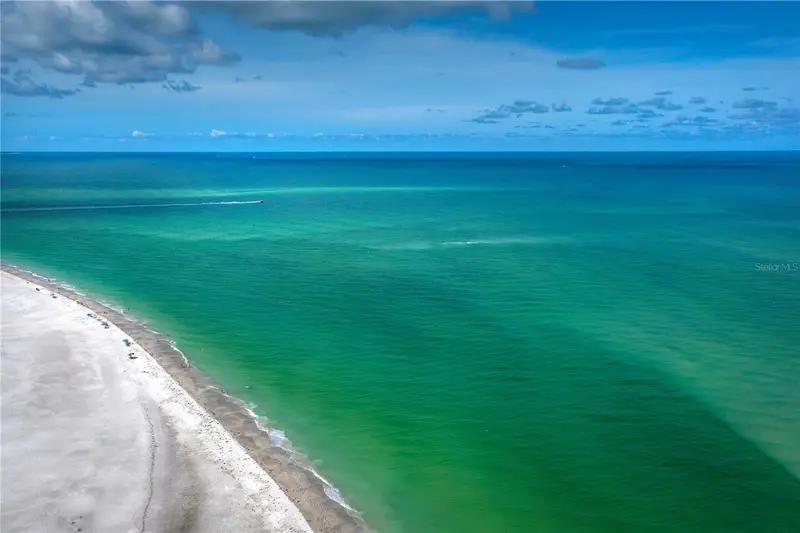 2850 Gulf Of Mexico Dr #5, FL