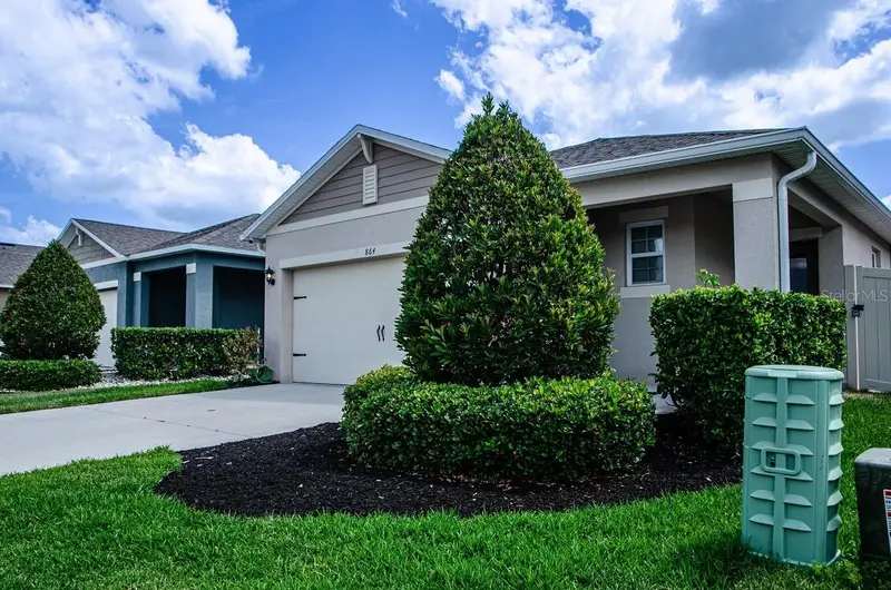 864 Gunnison Dr, FL