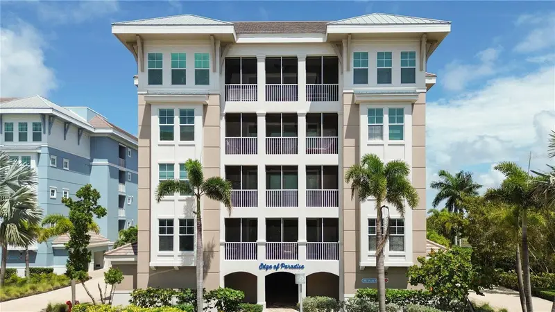 395 Aruba Cir #102, FL