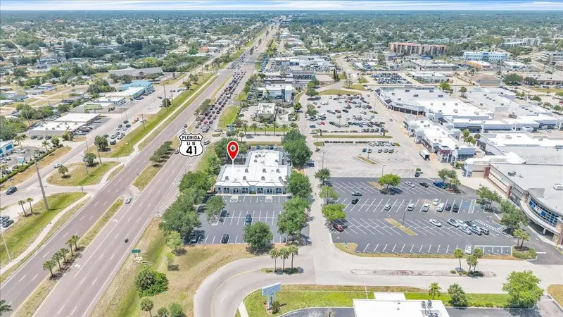 3300 Tamiami Trl #2, FL
