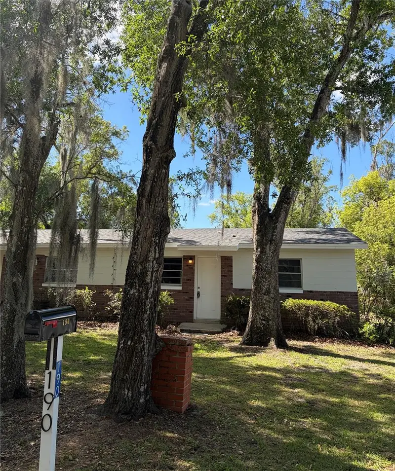 190 W Ventris Ave, FL
