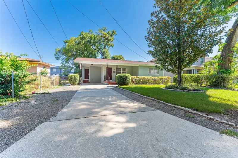 506 E Sparkman Ave, FL