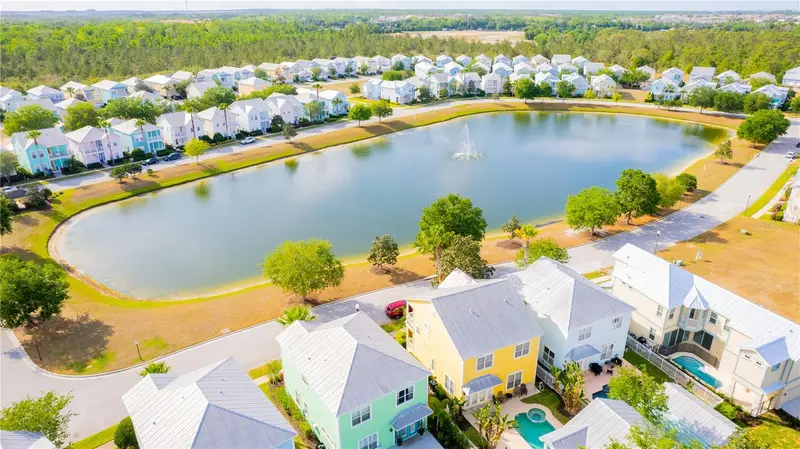 1545 Fairview Cir, FL