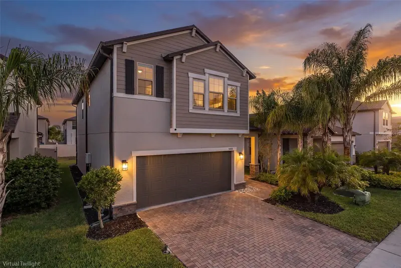 8598 Campus Woods Way, FL