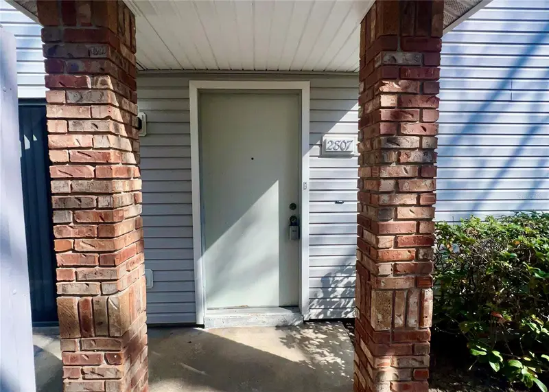 2807 Rio Grande Trl #2807, FL