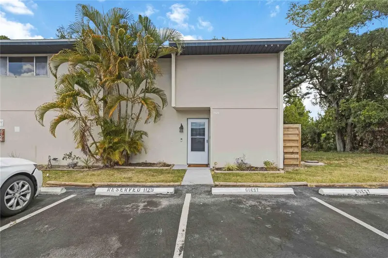 1125 Longfellow Way #125-B, FL