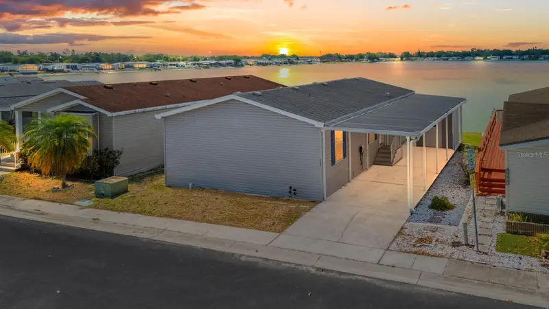8536 Fantasia Park Way, FL