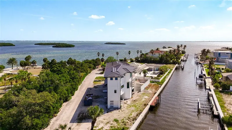 530 Jessmyth Dr, FL