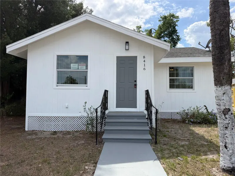 8416 N 16th St, FL