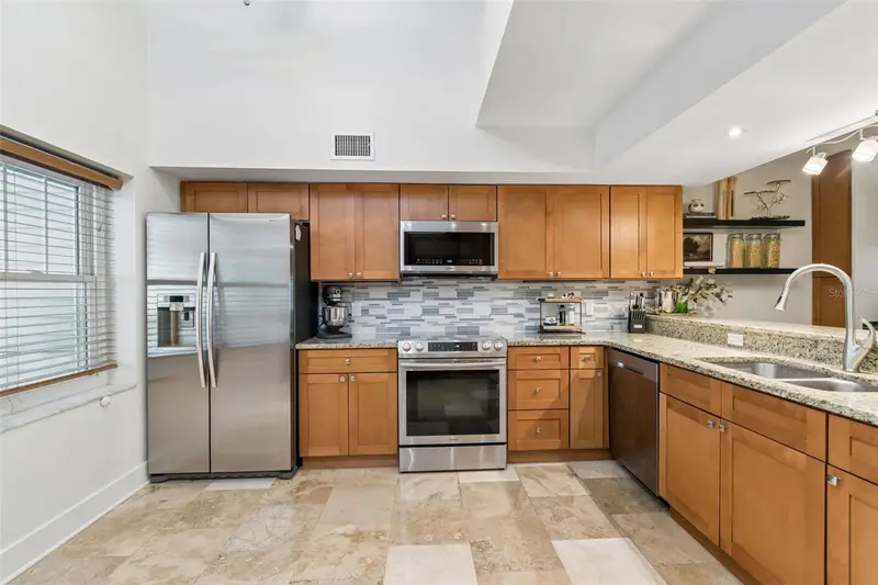 2599 Dolly Bay Dr #302, FL