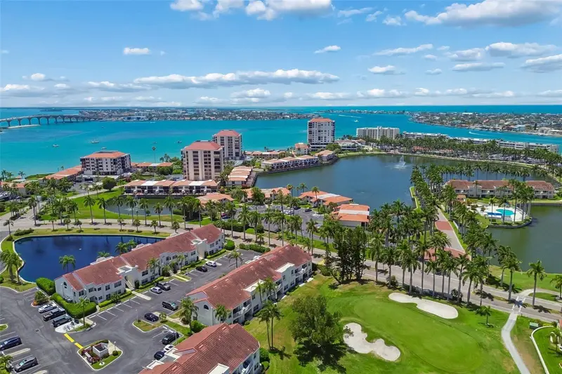 6085 Bahia Del Mar Blvd #106, FL