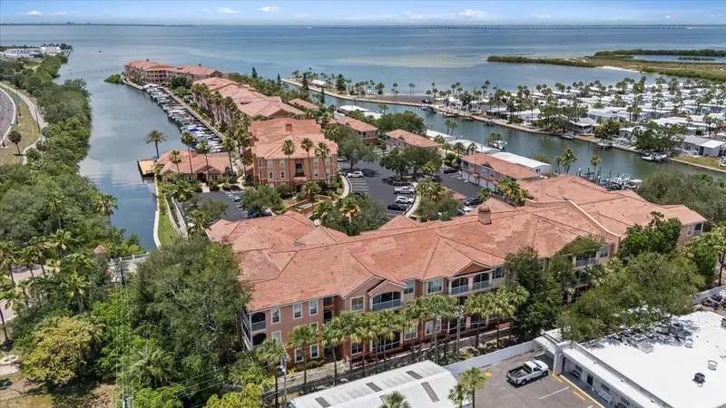 5000 Culbreath Key Way #117, FL