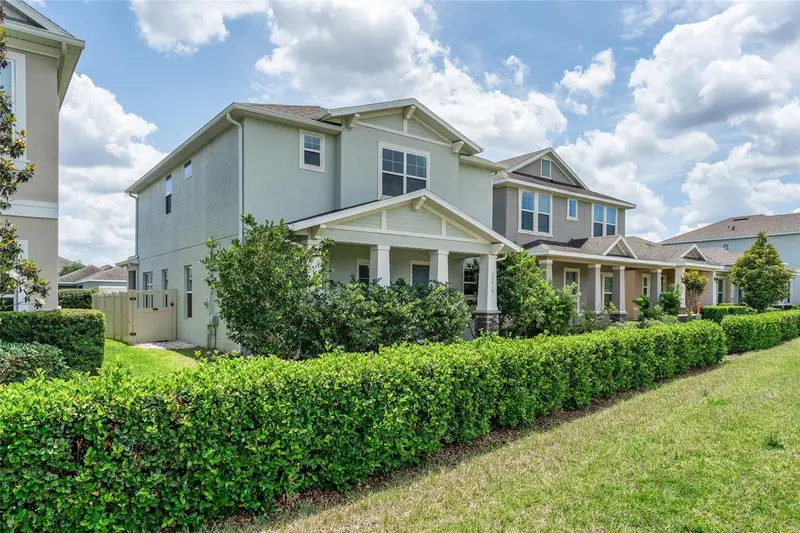15419 Uglis Aly, FL
