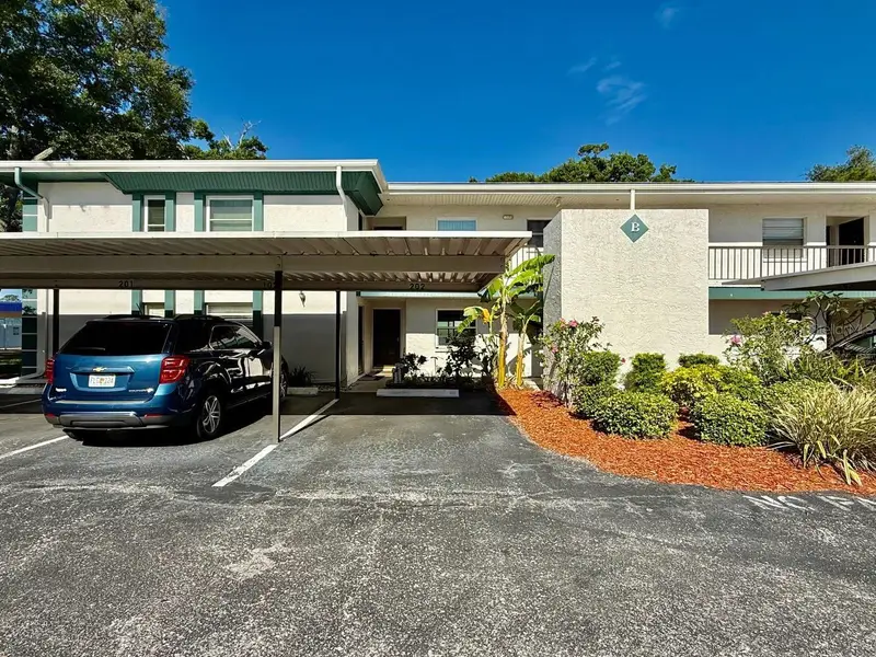 7560 92nd St #102b, FL