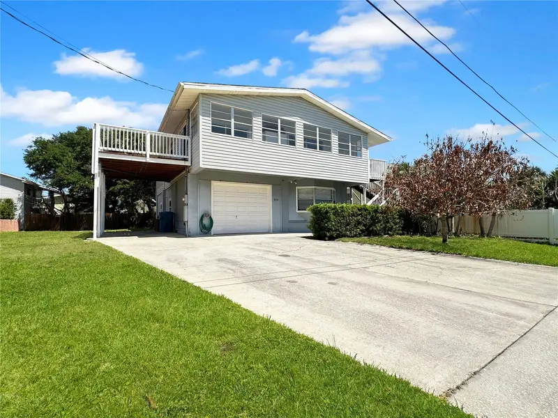 824 Garfish Ave, FL