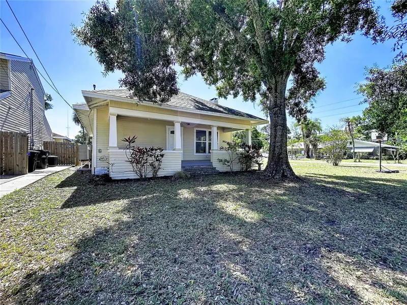 313 Jefferson Ave S, FL