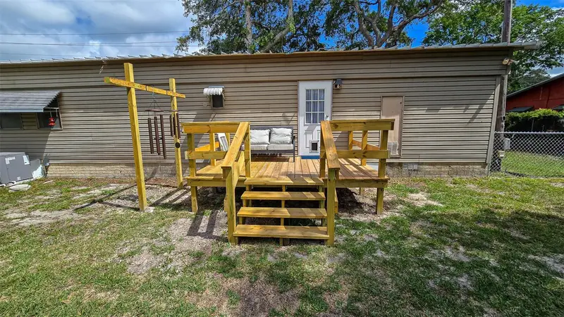 9932 E Gulf To Lake Hwy, FL
