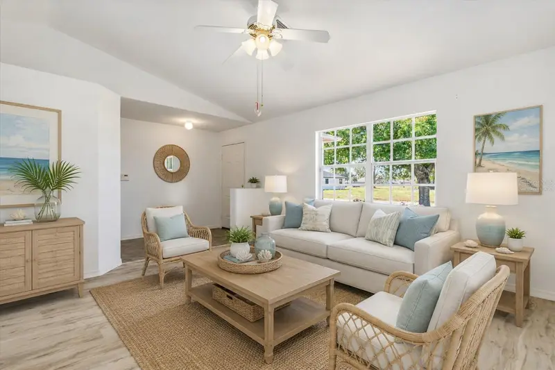 25444 Alicante Dr, FL