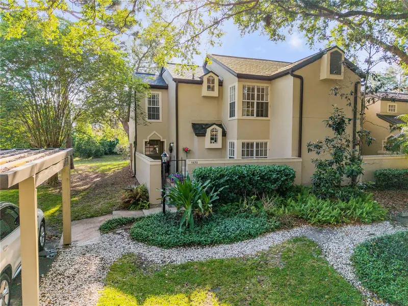 1570 Farrindon Cir, FL