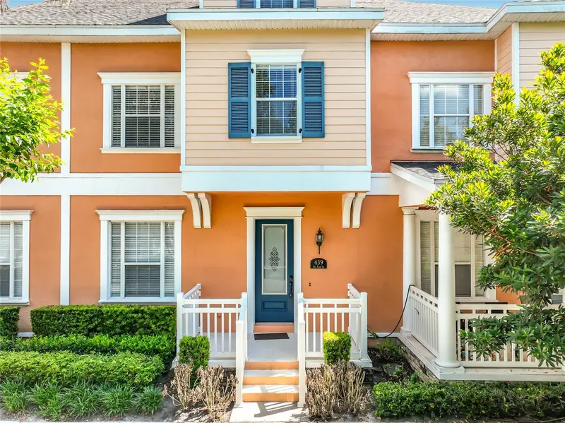 439 Old Farm Ln, FL
