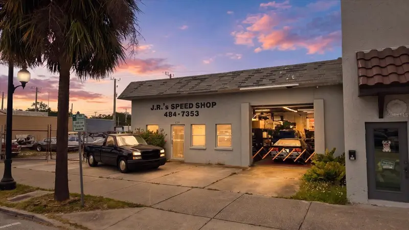 629 E Venice Ave, FL