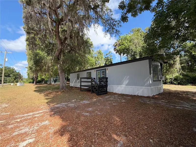 4605 Ne 167th Pl, FL