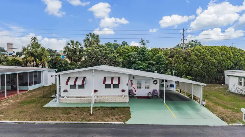 7048 El Meyers St, FL