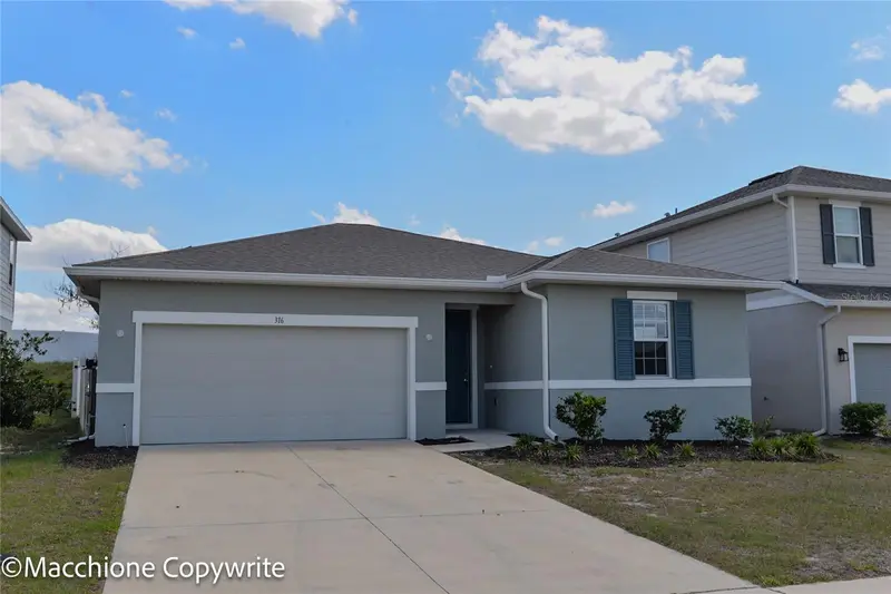 316 Lake Smart Cir, FL