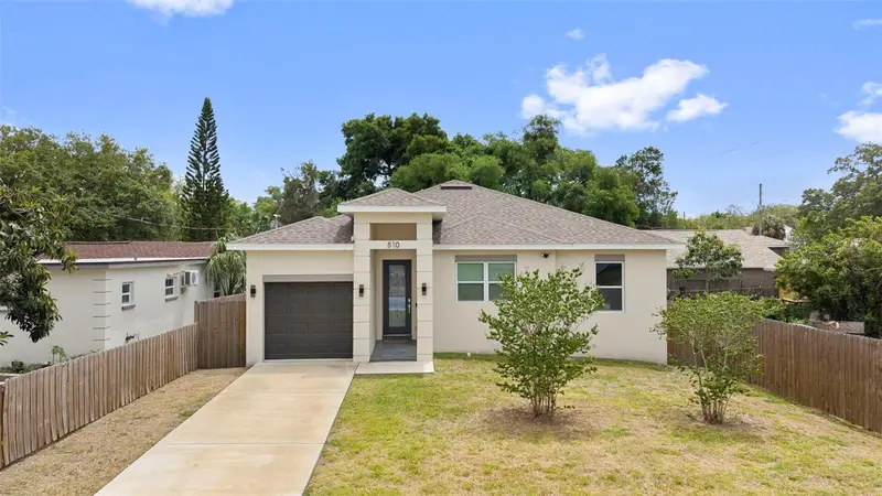 510 E Lime St, FL