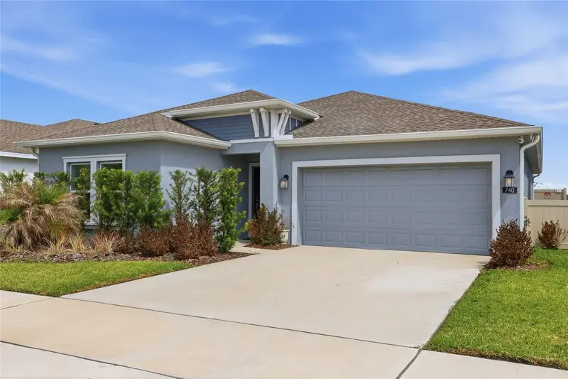 740 Trotters Dr, FL