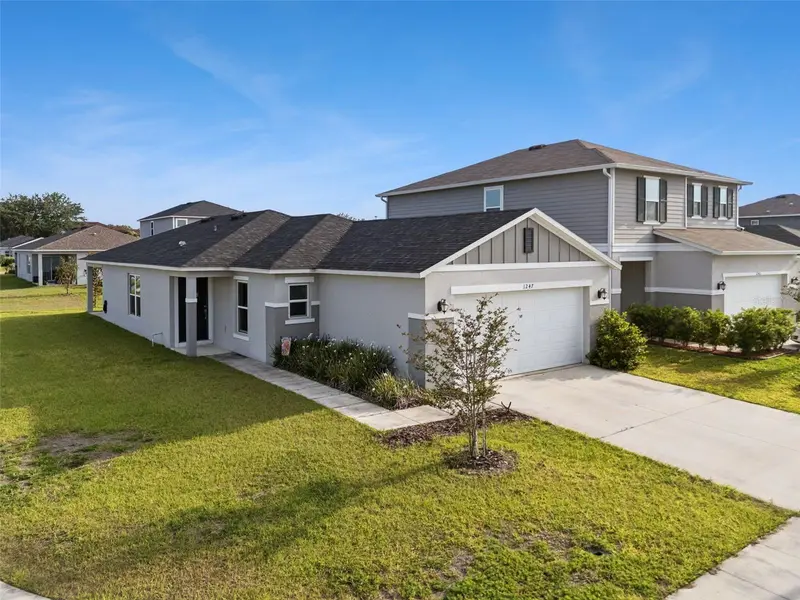 1247 Papaya Cir, FL