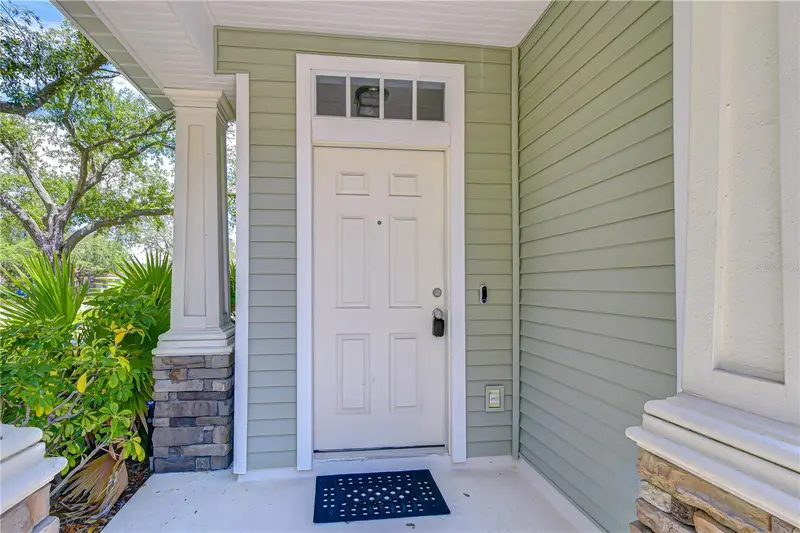 12473 Country White Cir, FL