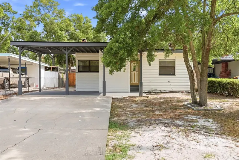 911 Magnolia Dr, FL