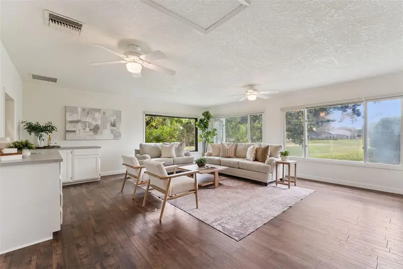 6401 Wellington Dr, FL