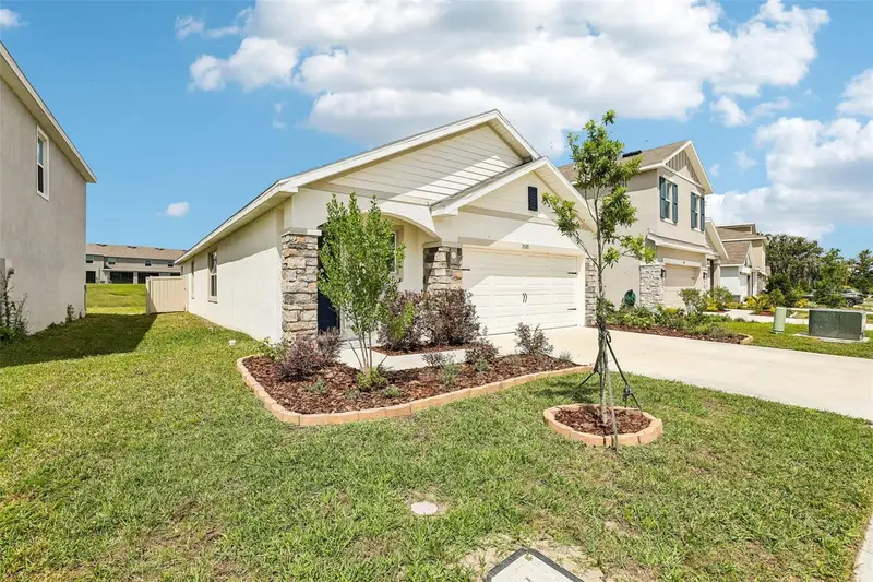 3520 Maple Grove Way, FL