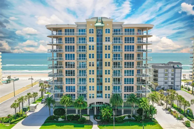 3703 S Atlantic Ave #204, FL