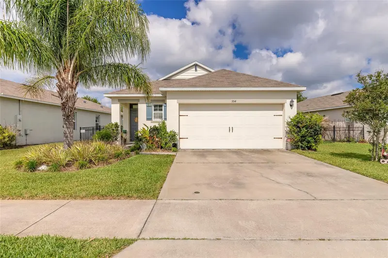554 Armoyan Way, FL